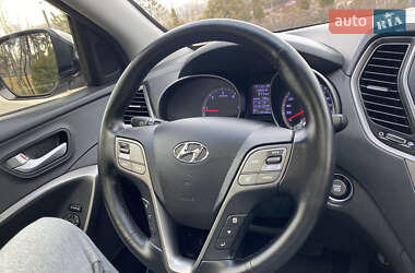Позашляховик / Кросовер Hyundai Santa FE 2014 в 