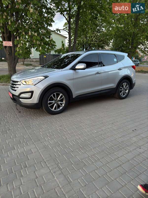 Позашляховик / Кросовер Hyundai Santa FE 2013 в Первомайську