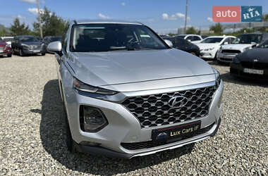 Позашляховик / Кросовер Hyundai Santa FE 2019 в 