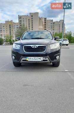 Внедорожник / Кроссовер Hyundai Santa FE 2012 в 
