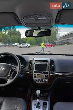 Внедорожник / Кроссовер Hyundai Santa FE 2012 в 