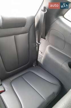 Внедорожник / Кроссовер Hyundai Santa FE 2012 в 