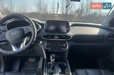 Позашляховик / Кросовер Hyundai Santa FE 2019 в 