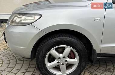 Позашляховик / Кросовер Hyundai Santa FE 2007 в 