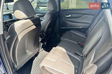 Внедорожник / Кроссовер Hyundai Santa FE 2020 в 