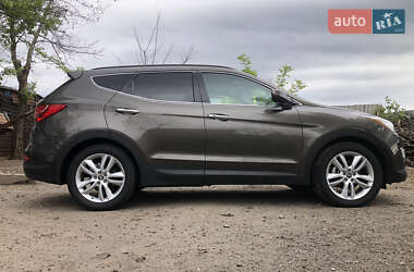 Позашляховик / Кросовер Hyundai Santa FE 2012 в 