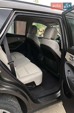 Позашляховик / Кросовер Hyundai Santa FE 2012 в 