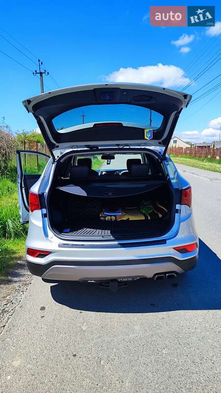 Внедорожник / Кроссовер Hyundai Santa FE 2017 в Львове