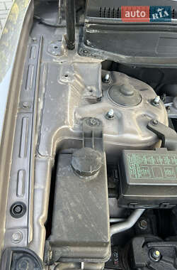 Позашляховик / Кросовер Hyundai Santa FE 2011 в 