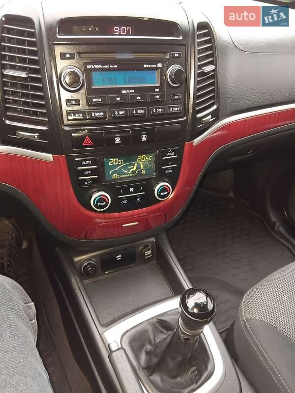 Внедорожник / Кроссовер Hyundai Santa FE 2006 в Ивано-Франковске