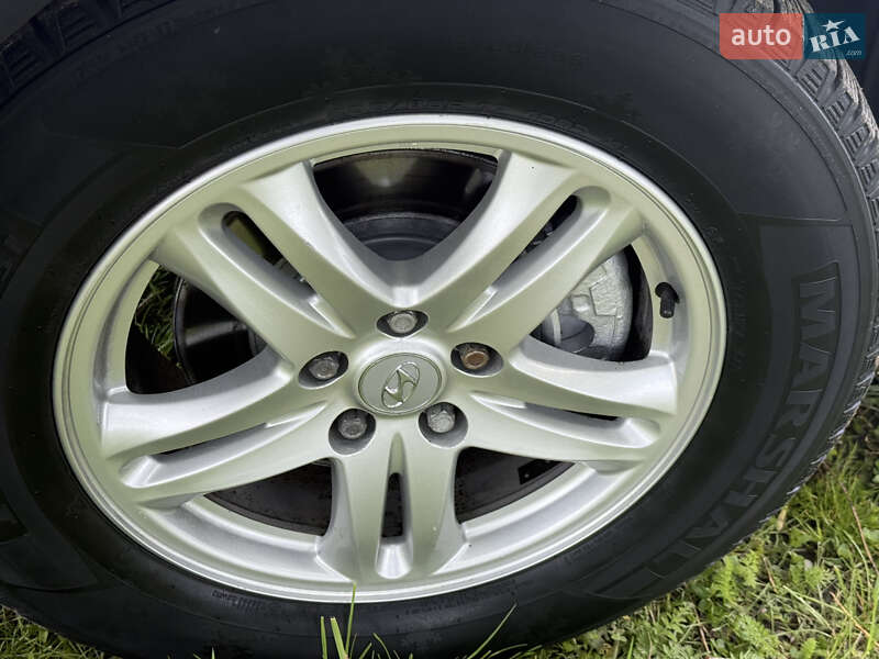 Позашляховик / Кросовер Hyundai Santa FE 2007 в Рівному