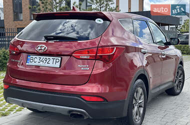 Внедорожник / Кроссовер Hyundai Santa FE 2015 в 