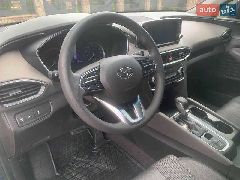 Внедорожник / Кроссовер Hyundai Santa FE 2019 в Тернополе