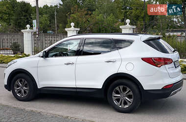 Внедорожник / Кроссовер Hyundai Santa FE 2014 в 