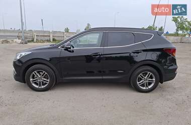 Внедорожник / Кроссовер Hyundai Santa FE 2017 в 