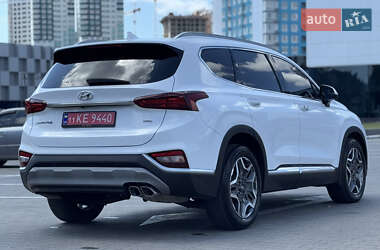 Позашляховик / Кросовер Hyundai Santa FE 2019 в 