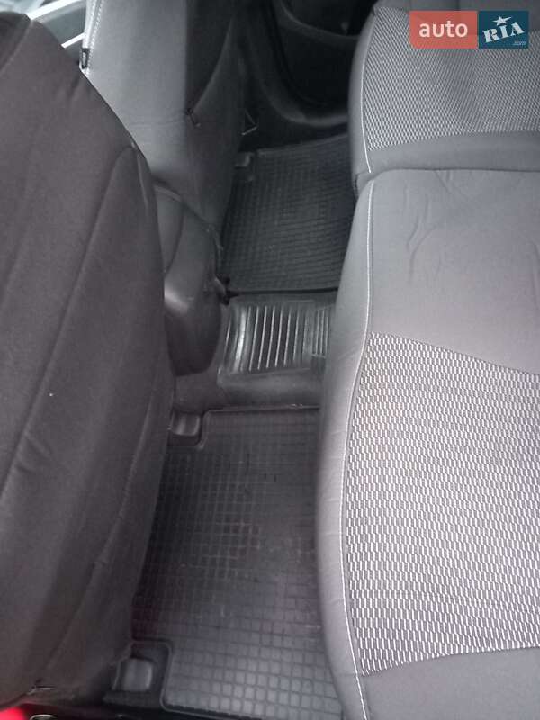 Позашляховик / Кросовер Hyundai Santa FE 2013 в Кам'янці фото 7 Позашляховик / Кросовер Hyundai Santa FE 2013 в Кам'янці