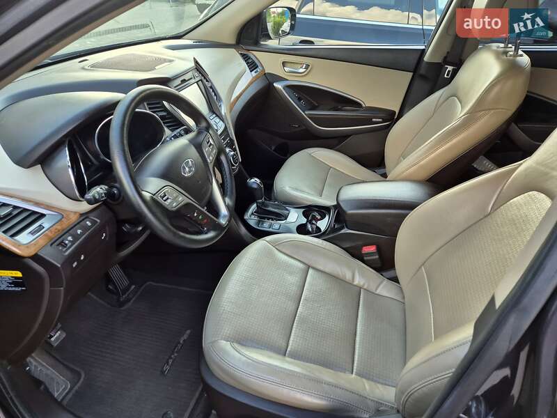 Позашляховик / Кросовер Hyundai Santa FE 2015 в Києві