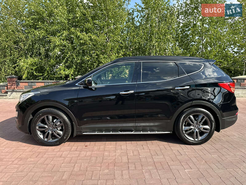 Позашляховик / Кросовер Hyundai Santa FE 2014 в Рівному