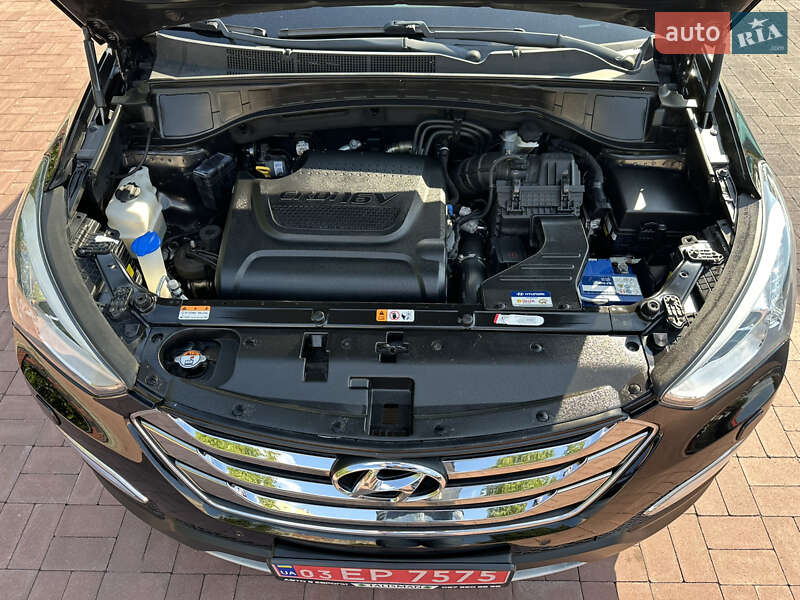 Позашляховик / Кросовер Hyundai Santa FE 2014 в Рівному