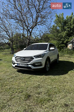 Позашляховик / Кросовер Hyundai Santa FE 2017 в 