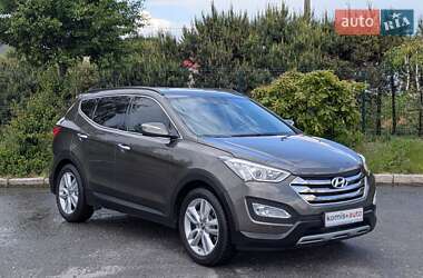 Позашляховик / Кросовер Hyundai Santa FE 2013 в 
