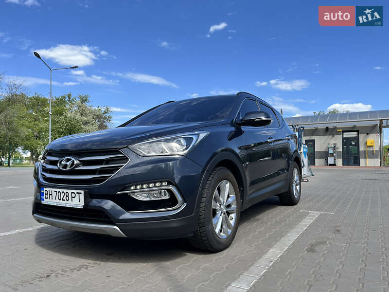 Позашляховик / Кросовер Hyundai Santa FE 2015 в Кривому Розі