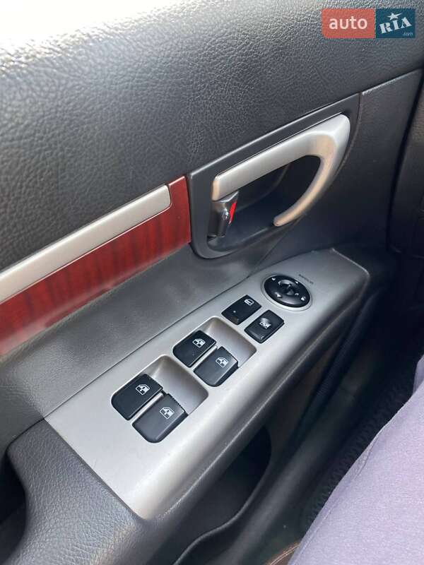 Позашляховик / Кросовер Hyundai Santa FE 2007 в Снятині