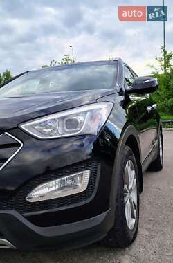 Позашляховик / Кросовер Hyundai Santa FE 2013 в 