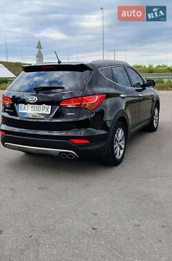 Позашляховик / Кросовер Hyundai Santa FE 2013 в 