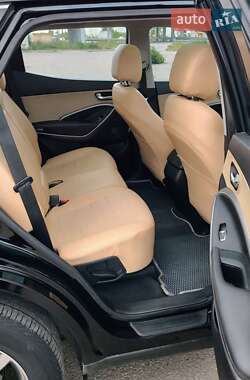 Позашляховик / Кросовер Hyundai Santa FE 2013 в 