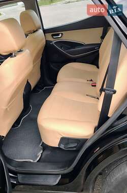 Позашляховик / Кросовер Hyundai Santa FE 2013 в 