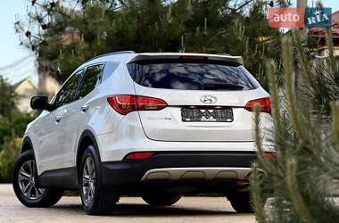 Позашляховик / Кросовер Hyundai Santa FE 2013 в 