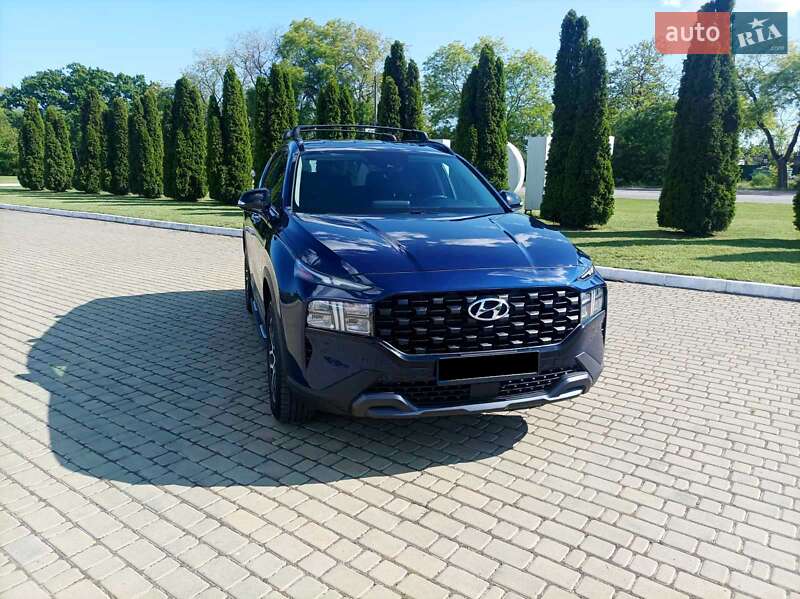 Внедорожник / Кроссовер Hyundai Santa FE 2022 в Одессе