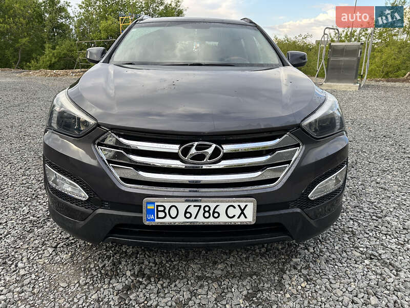 Позашляховик / Кросовер Hyundai Santa FE 2015 в Заліщиках
