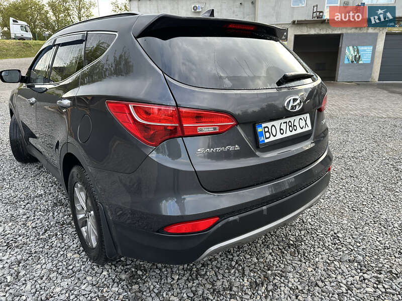 Позашляховик / Кросовер Hyundai Santa FE 2015 в Заліщиках