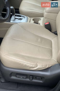 Позашляховик / Кросовер Hyundai Santa FE 2010 в 