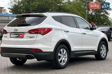Позашляховик / Кросовер Hyundai Santa FE 2013 в 