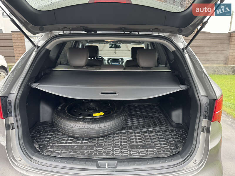 Позашляховик / Кросовер Hyundai Santa FE 2014 в Вінниці