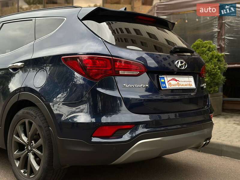 Позашляховик / Кросовер Hyundai Santa FE 2016 в Одесі