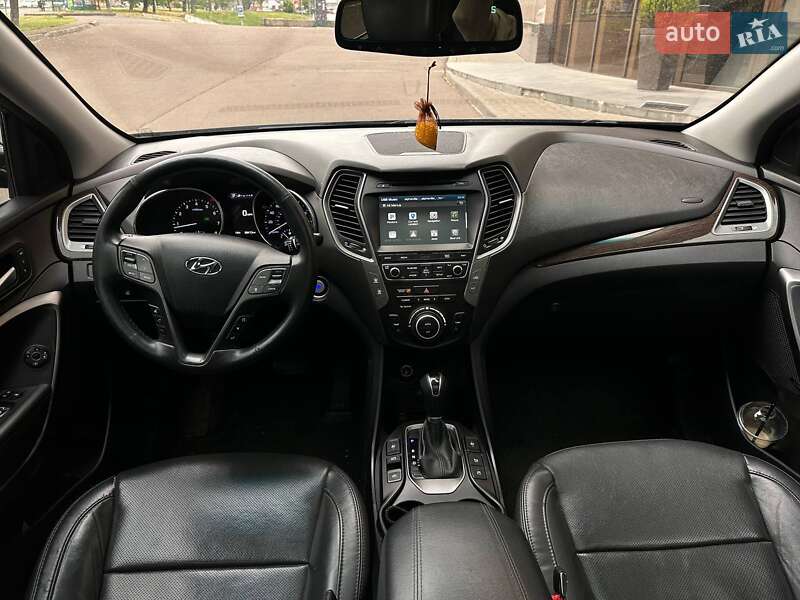 Позашляховик / Кросовер Hyundai Santa FE 2016 в Одесі