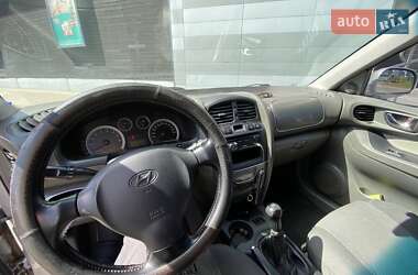 Позашляховик / Кросовер Hyundai Santa FE 2005 в 