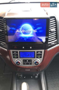 Внедорожник / Кроссовер Hyundai Santa FE 2008 в 