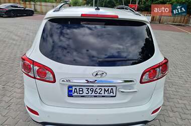 Позашляховик / Кросовер Hyundai Santa FE 2011 в 
