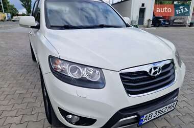 Позашляховик / Кросовер Hyundai Santa FE 2011 в 