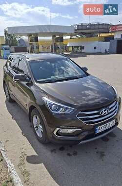 Позашляховик / Кросовер Hyundai Santa FE 2017 в 