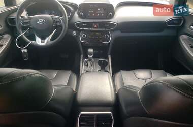 Позашляховик / Кросовер Hyundai Santa FE 2019 в 