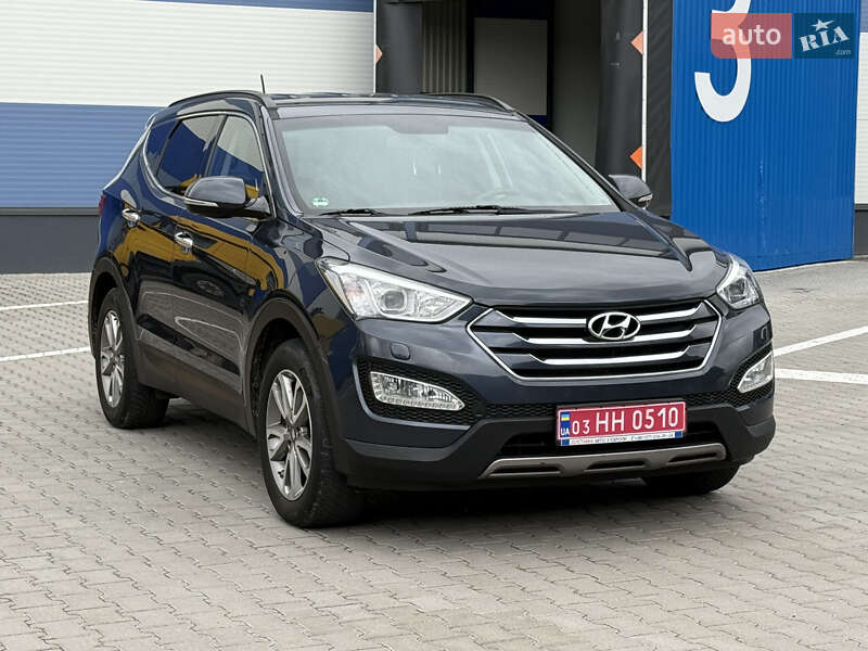 Позашляховик / Кросовер Hyundai Santa FE 2014 в Рівному