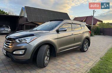 Внедорожник / Кроссовер Hyundai Santa FE 2015 в Рожнятове