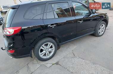 Позашляховик / Кросовер Hyundai Santa FE 2011 в 